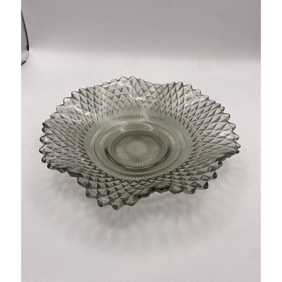 Indiana Glass Clear/Gray Diamond Point Cut Glass Round Candy Dish Ruffled Edge‎ - Picture 2 of 5